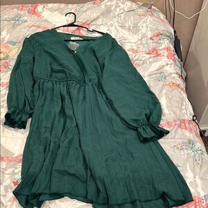 Green Long Sleeve Mini Dress